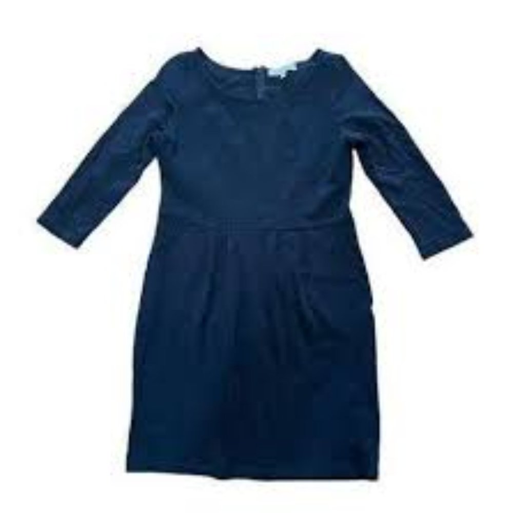 NWOT The Vanity Room Knit Knee Length Dress 3/4 Sleeve Pockets Round Neck